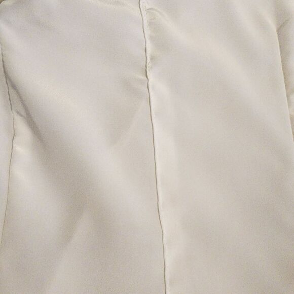 Unbranded Womens Cream Colored Long Sleeve Button Front Blouse Size Small - Picture 10 of 10
